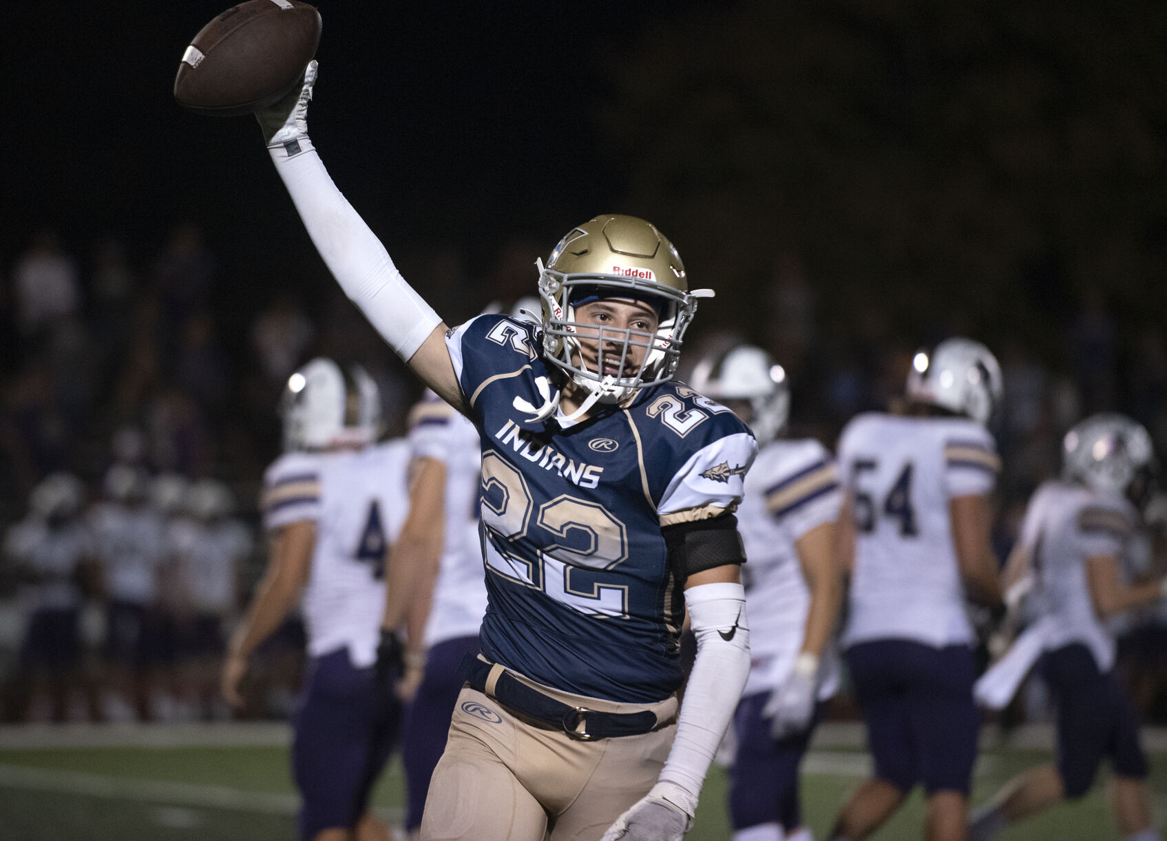 Holt vs. Troy
